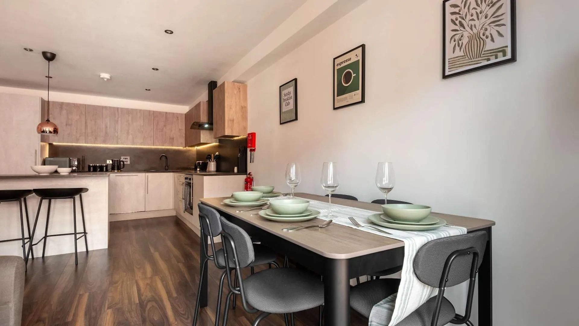 Stylish 2 Bedroom Apartment In Central Hull Kingston upon Hull United Kingdom