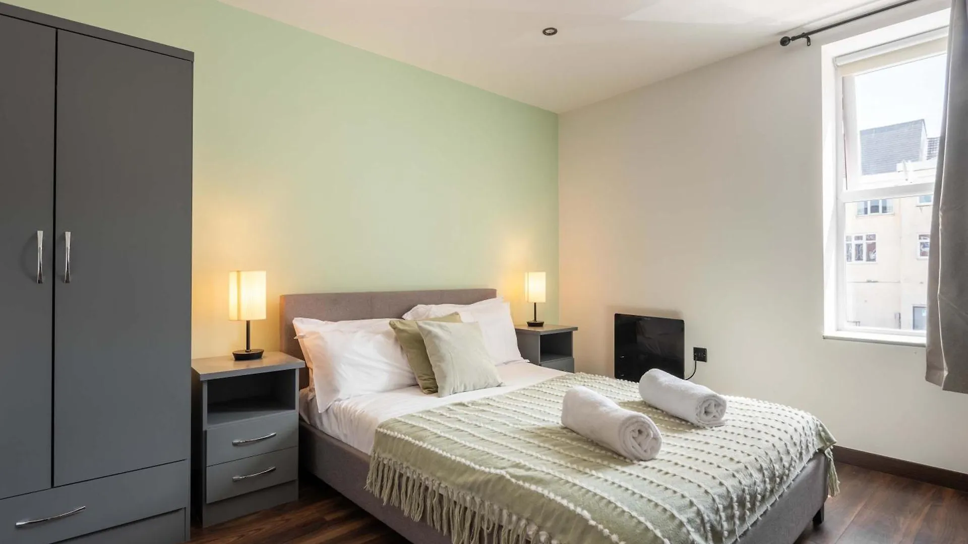 Stylish 2 Bedroom Apartment In Central Hull Kingston upon Hull United Kingdom