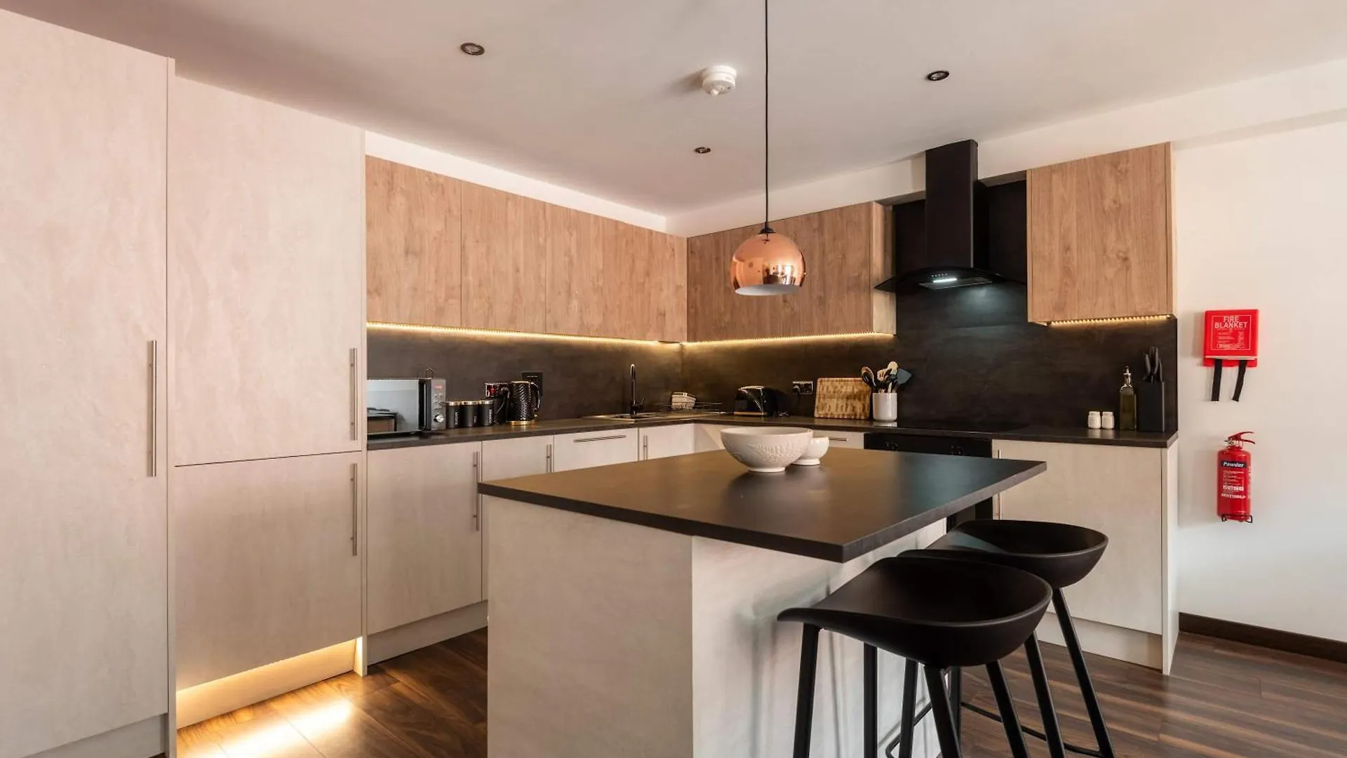 Stylish 2 Bedroom Apartment In Central Hull Kingston upon Hull